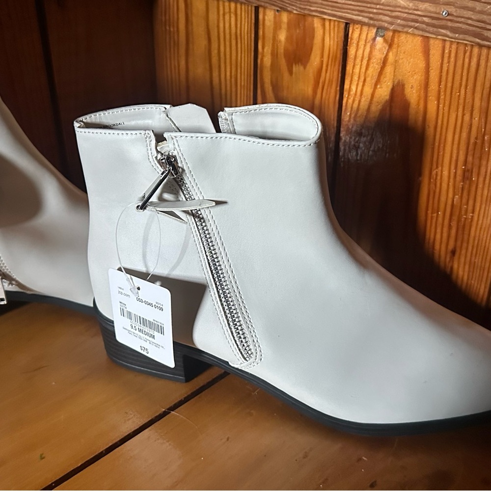 Women's White Ankle Boots